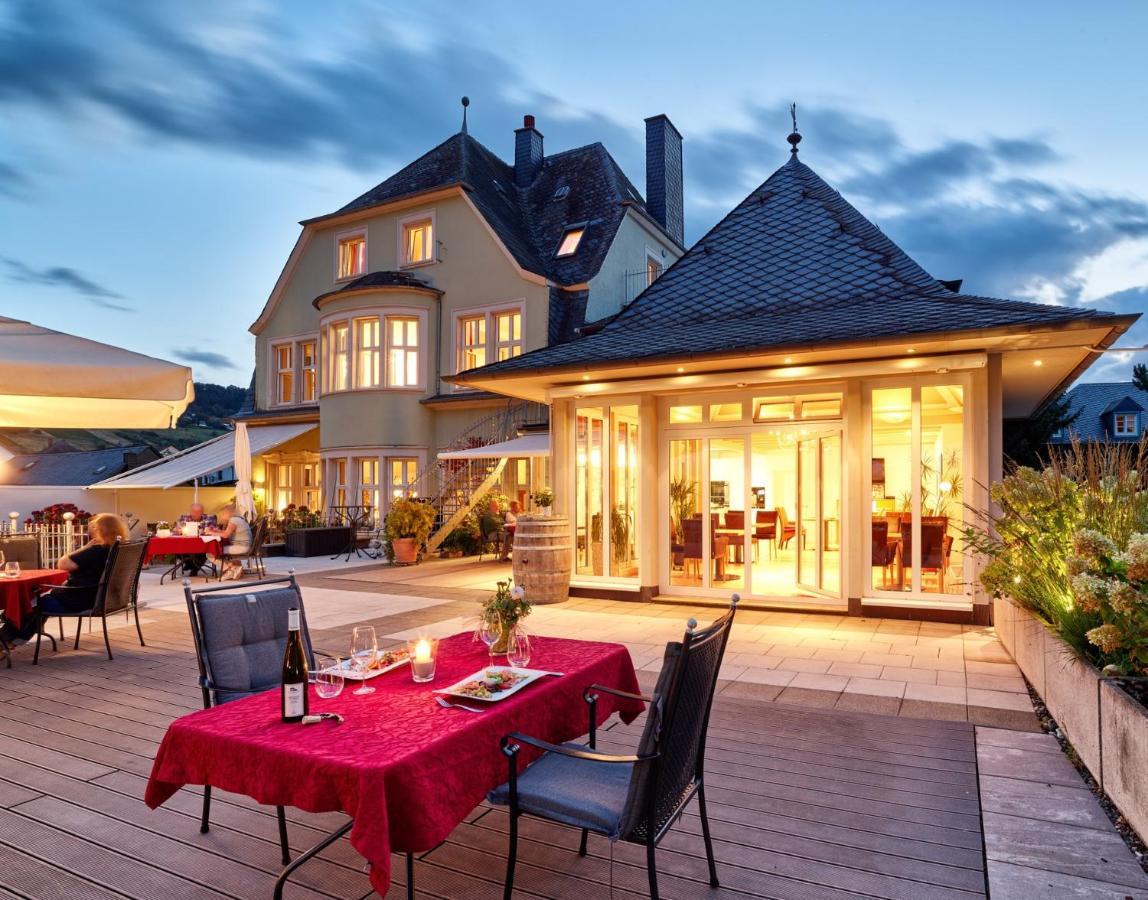 Gaestehaus & Weingut Cluesserath-Weiler Trittenheim Exterior foto